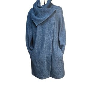 L.L. Bean women’s Button Up Asymmetric Wool Blend collared coat size L pet